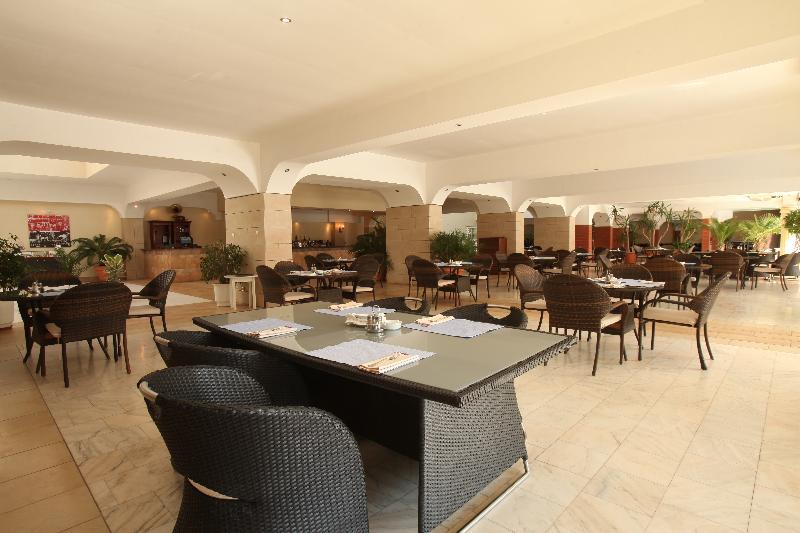 Vox Maris Grand Resort (Adults Only) Костинешти Экстерьер фото